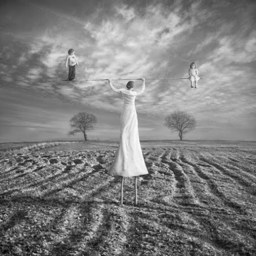 Photo-manipulative-artwork-by-Dariusz-Klimczak-16-640x640