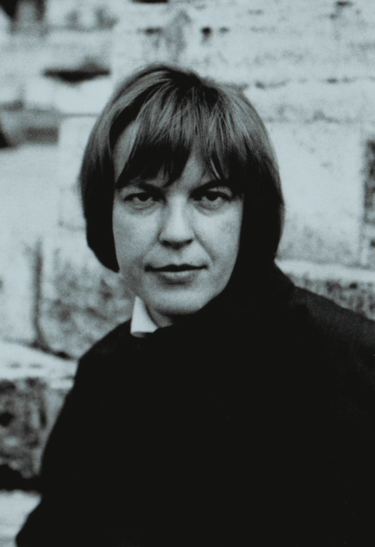 ingeborg-bachmann-4c820eed-0623-4917-bec6-ca540ec2200-resize-750