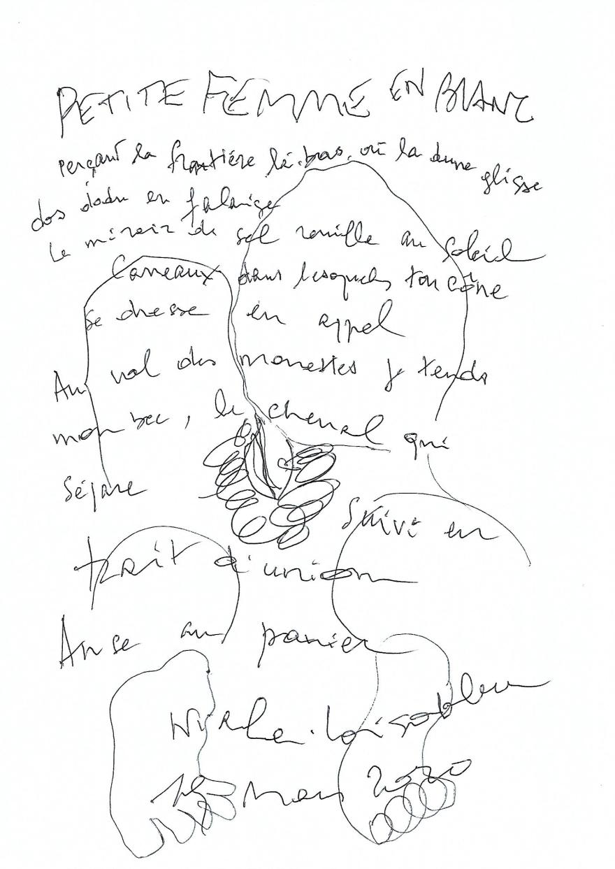 PETITE FEMME EN BLANC